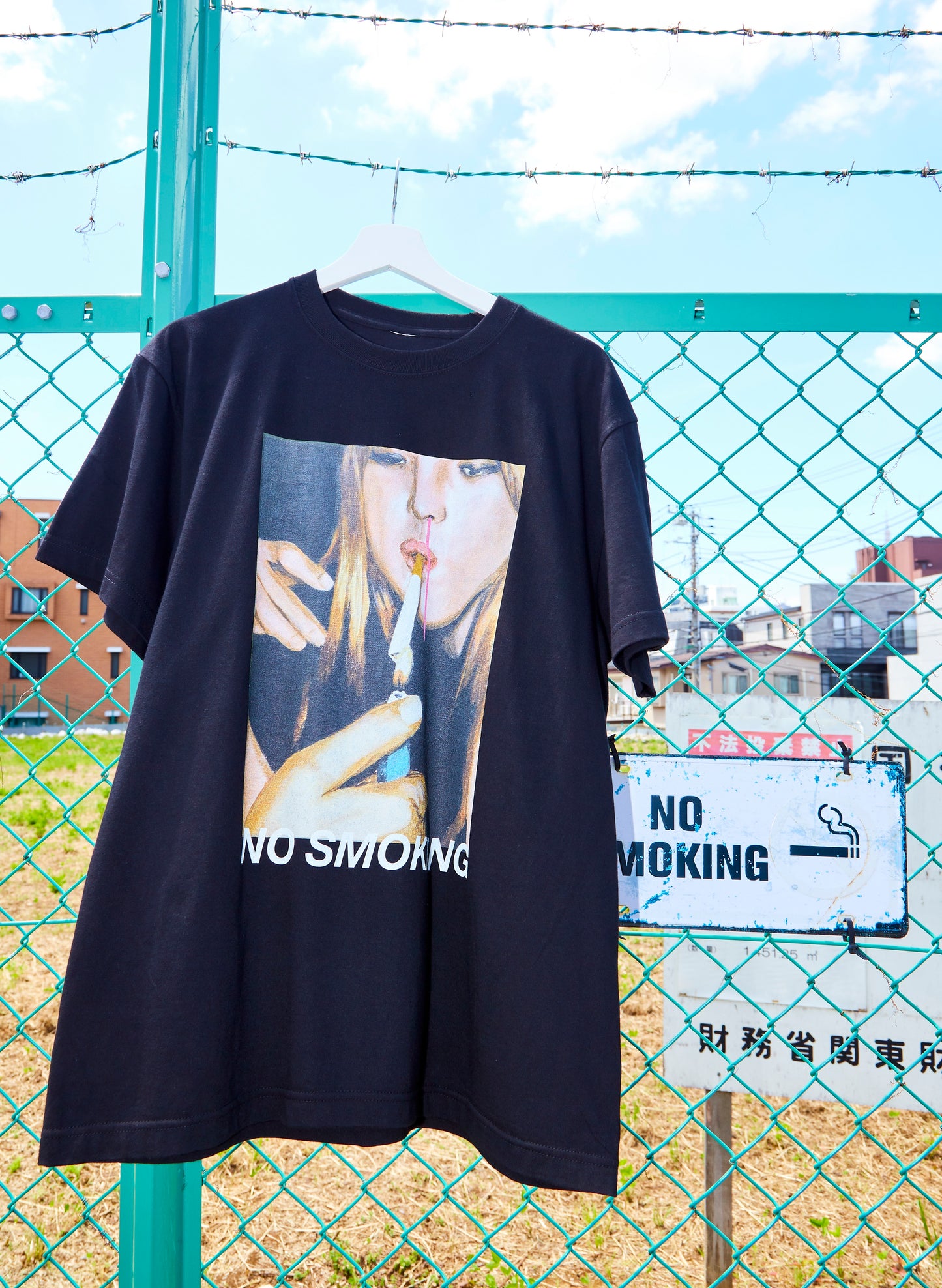 【buggy】T-SHIRT smoking1