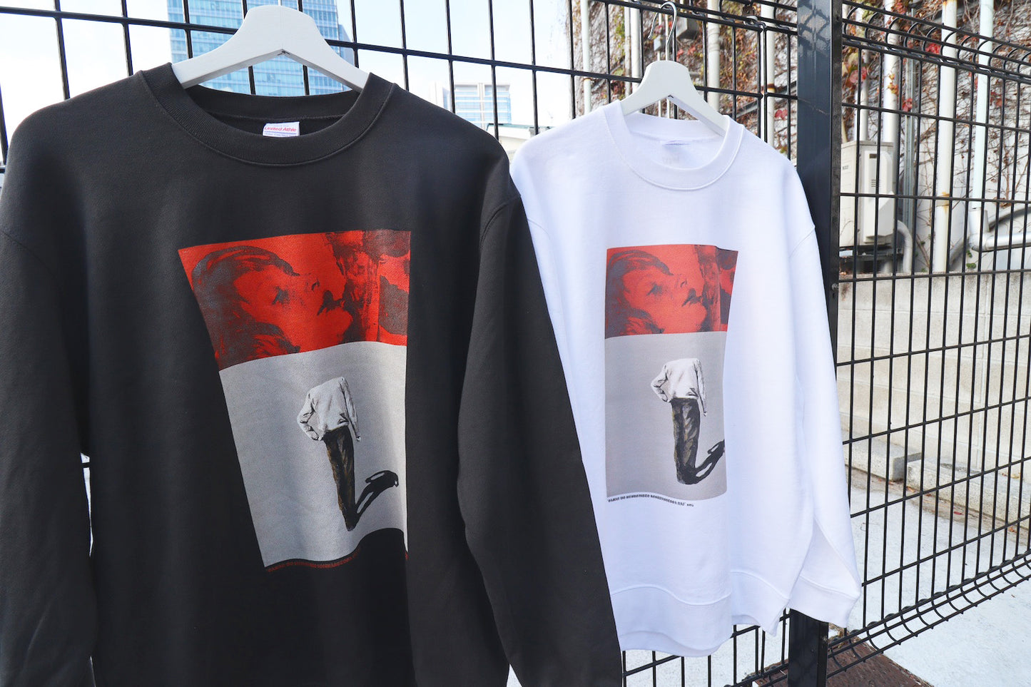 【buggy】Sweatshirt "我慢をしすぎるとろくなことがない"