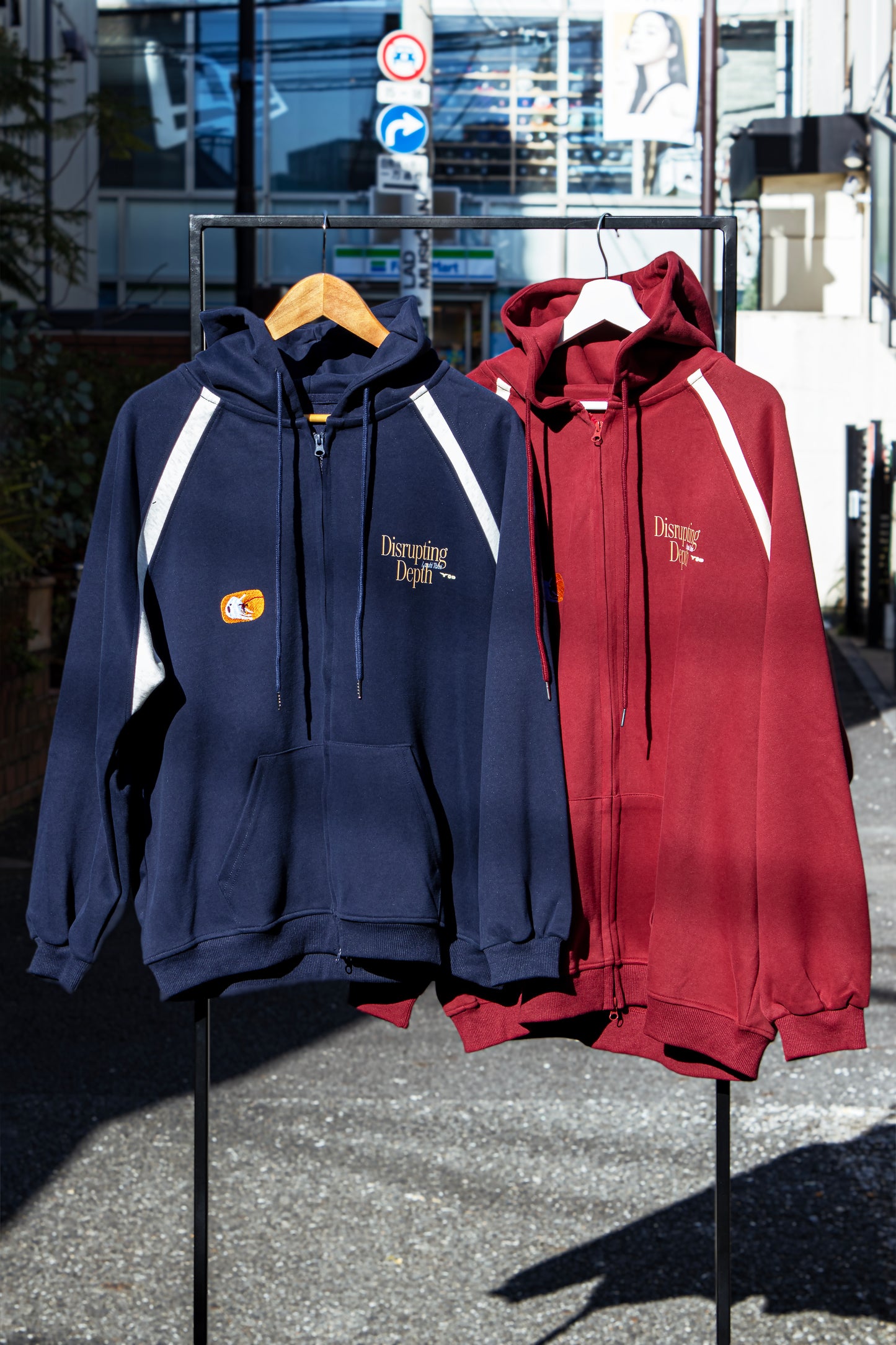 【竹井晴日】Full zip hoodie with embroidery